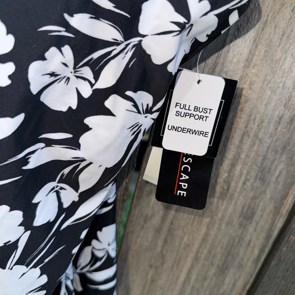 Island Escape Printed Cali Underwire Tankini Swim Top Size 14 - Picture 4 of 10